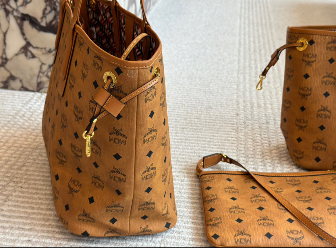 (PRE-ORDER) MCM Large Tote Bag