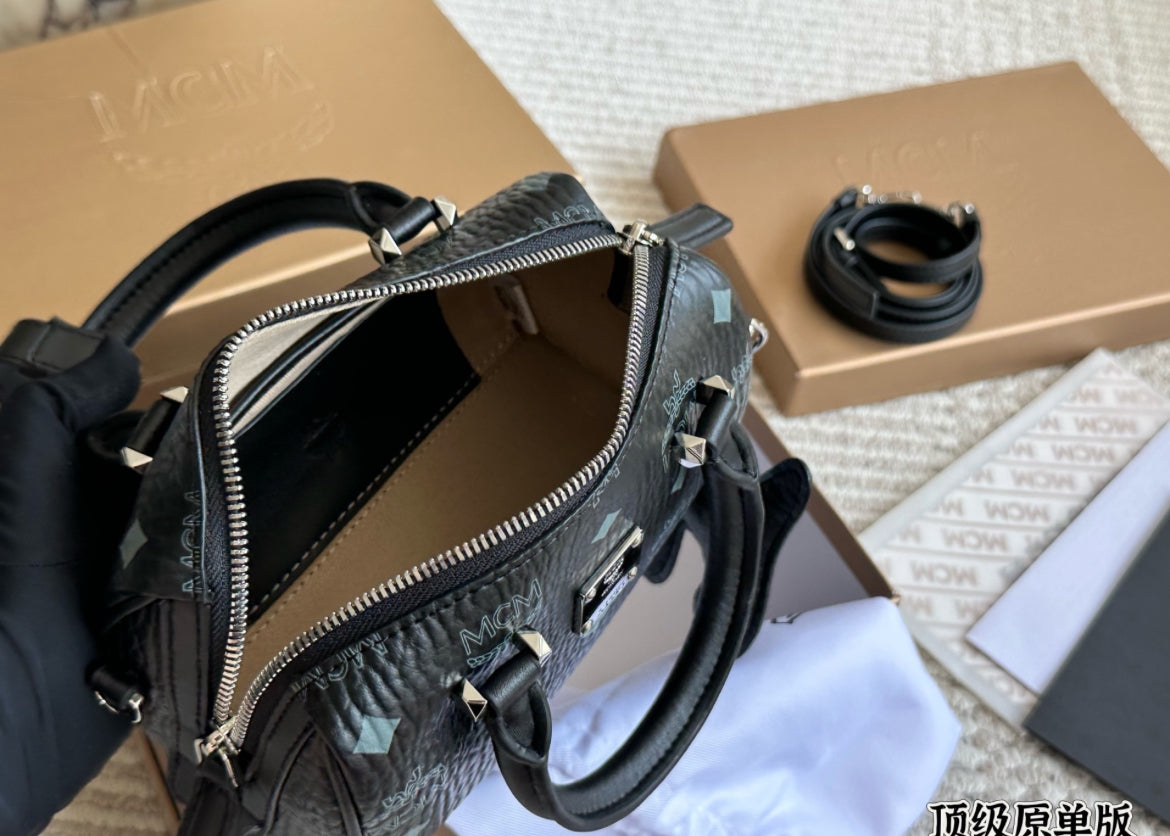 (PRE-ORDER) MCM Miniature Boston Bag