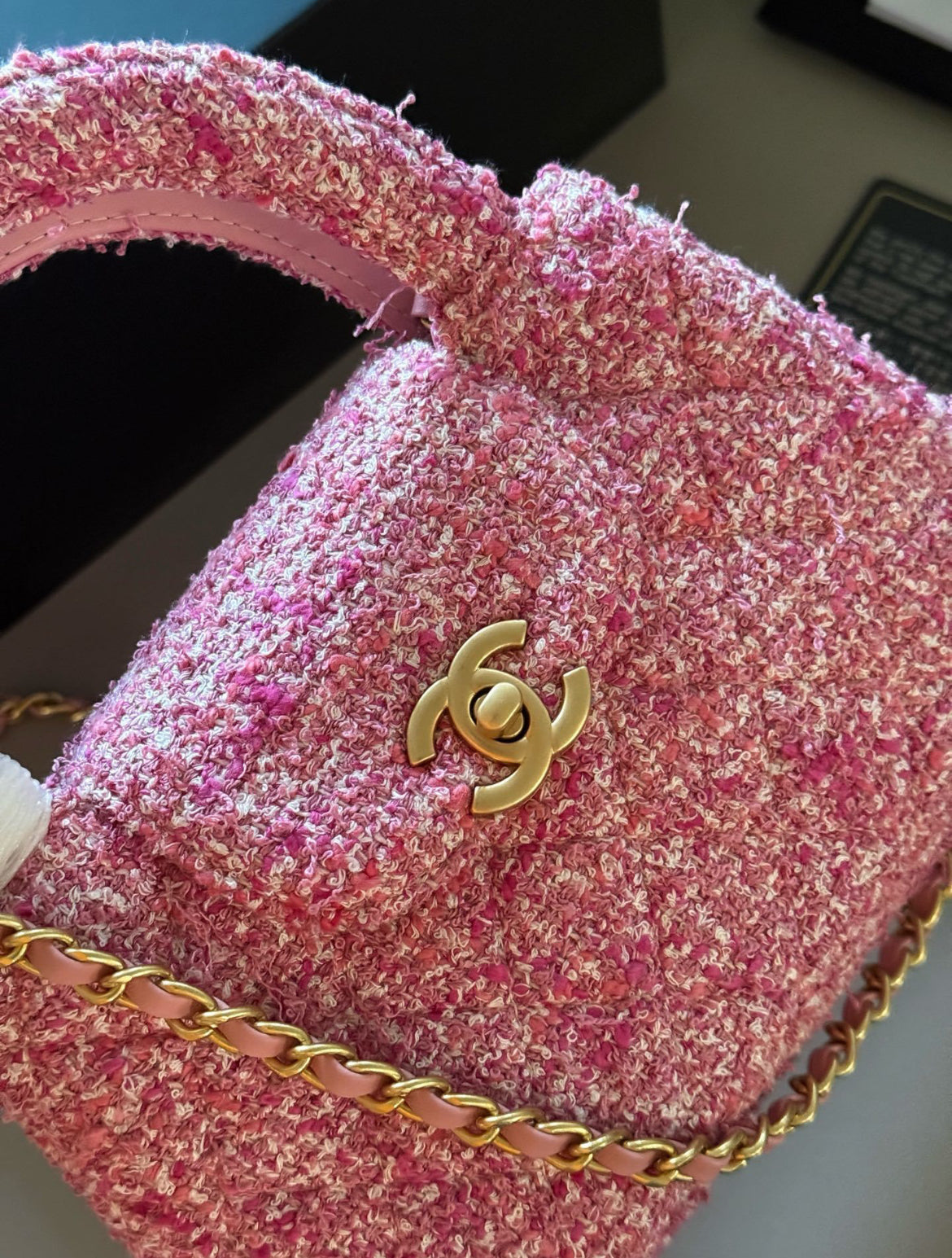 (PRE-ORDER)CC Quilted Handbag