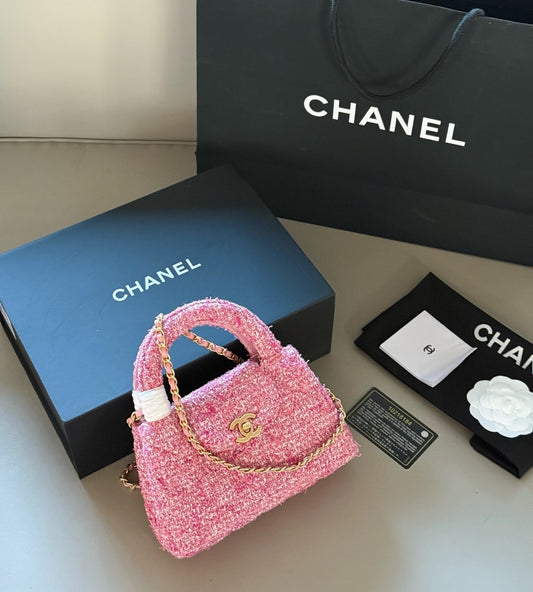 (PRE-ORDER)CC Quilted Handbag