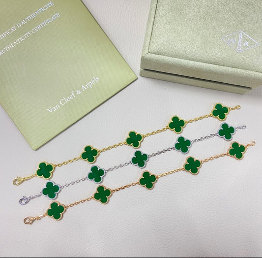 (PRE-ORDER) Green Clover V.C Bracelet